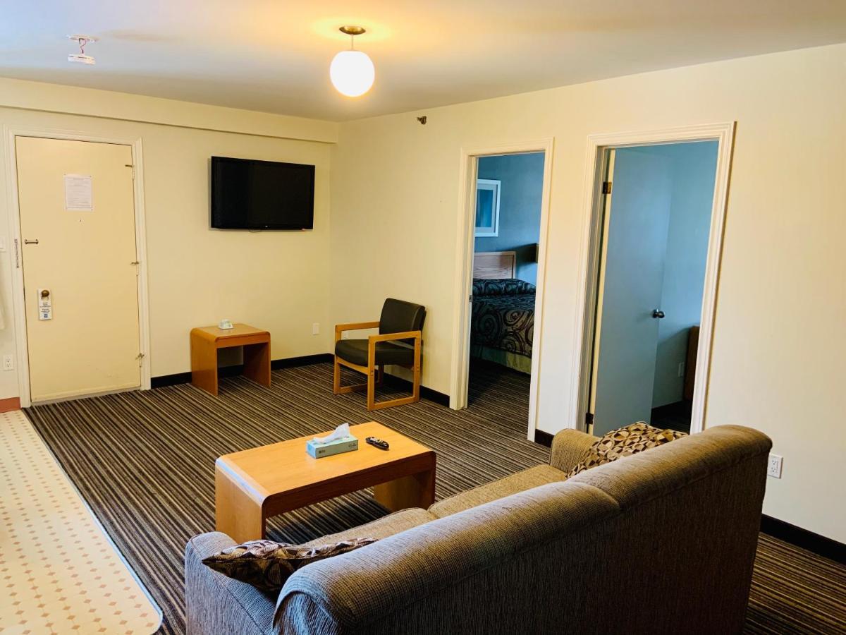 מיסיסאוגה Green Acres Motel מראה חיצוני תמונה